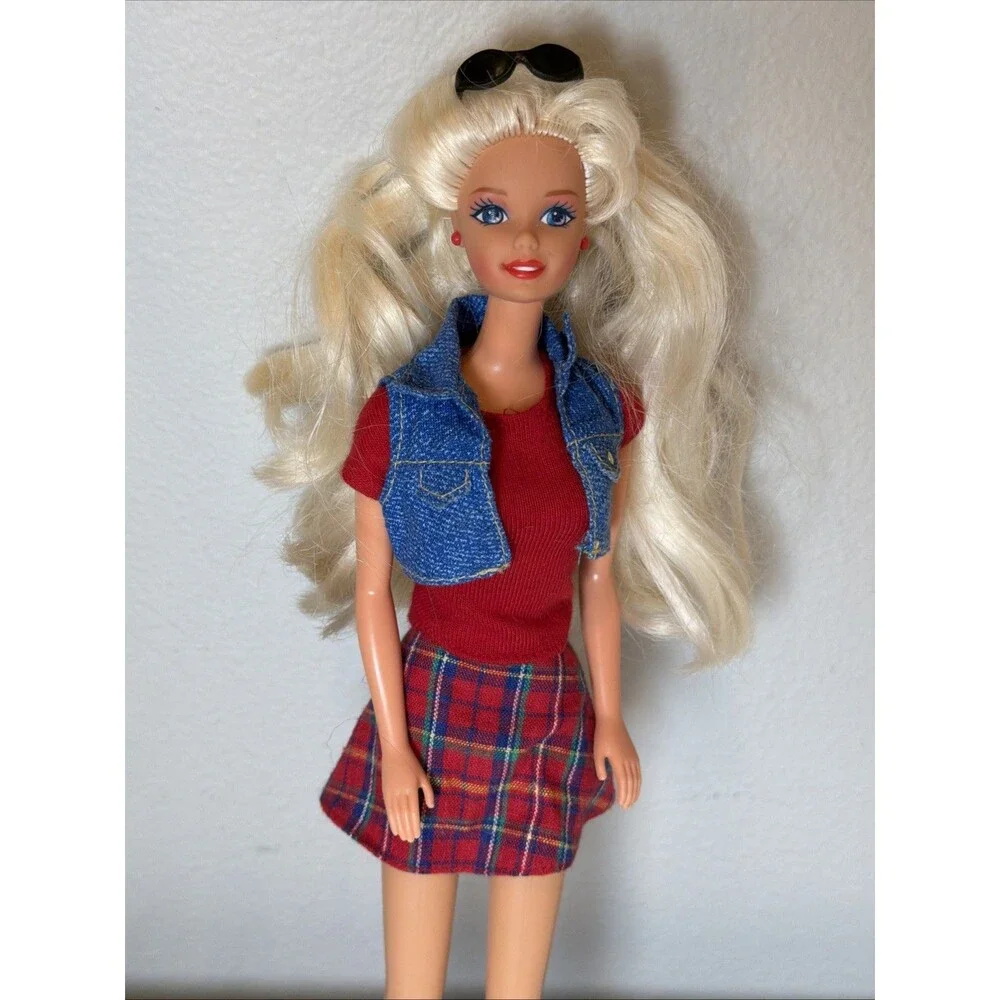 Vintage Barbie Cool Shoppin' Barbie #17487 Accessories Outfit Shoes 1997 1990s